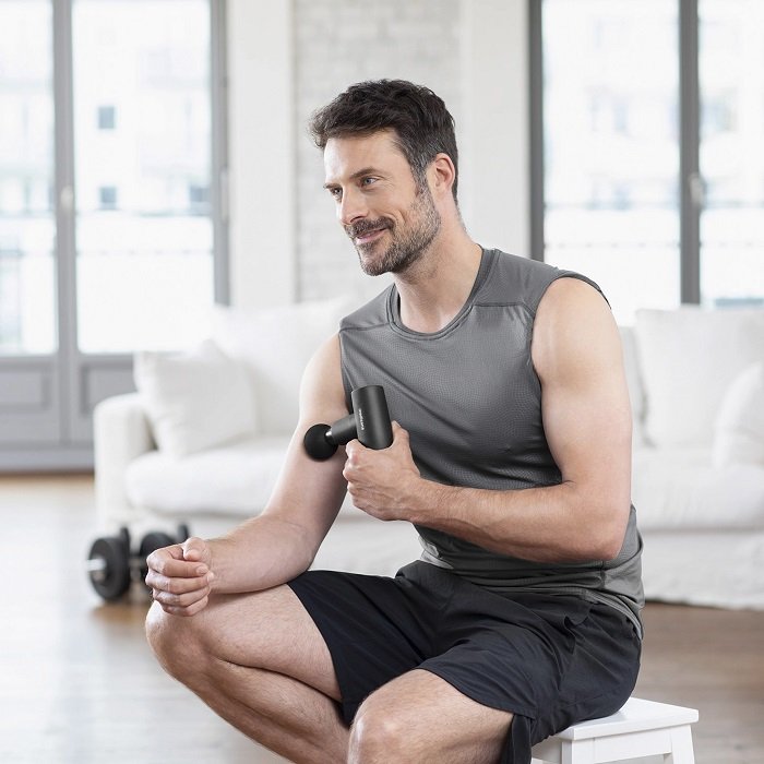 Ручний акумуляторний масажер для тіла та м'язів Medisana MG 150