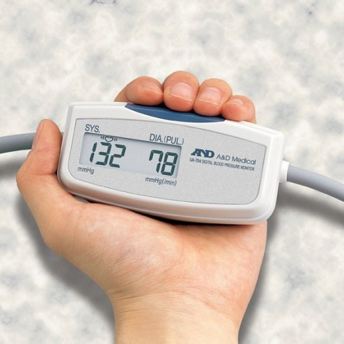 Напівавтоматичний тонометр UA-704