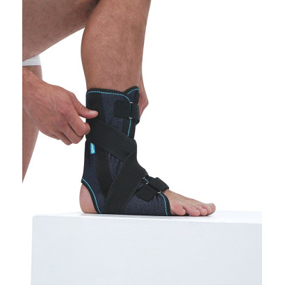 Бандаж (ортез) на голеностопный сустав с фиксатором Алком 3015