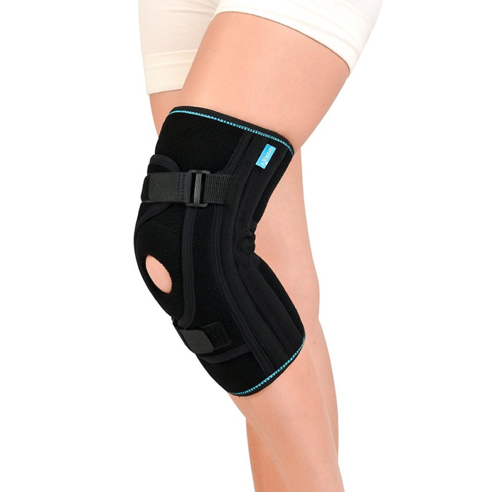 Бандаж для фиксации коленной чашечки неопреновый Алком 4038