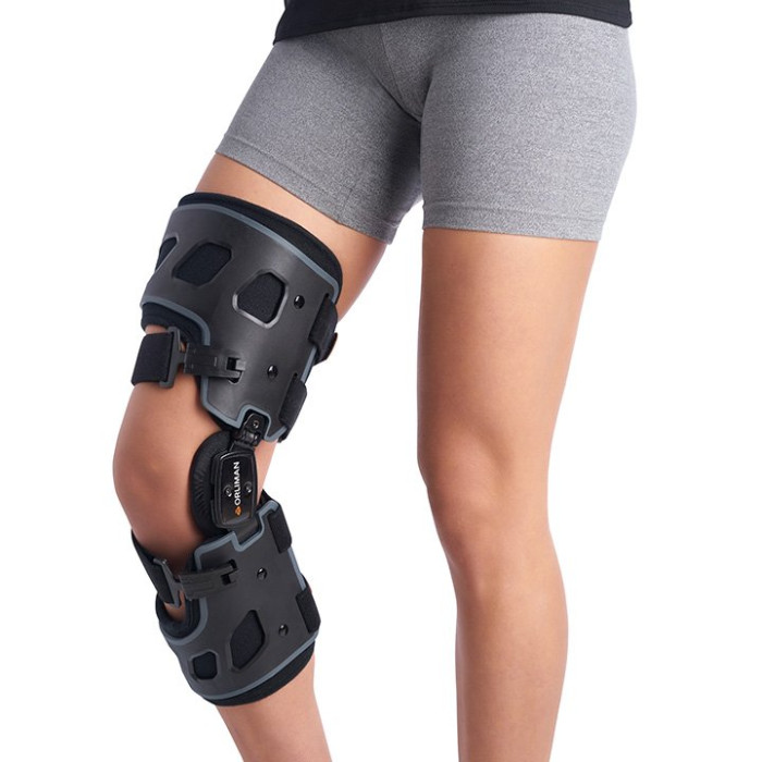 Жесткий функциональный коленный ортез при остеоартрите OCR300 Orliman