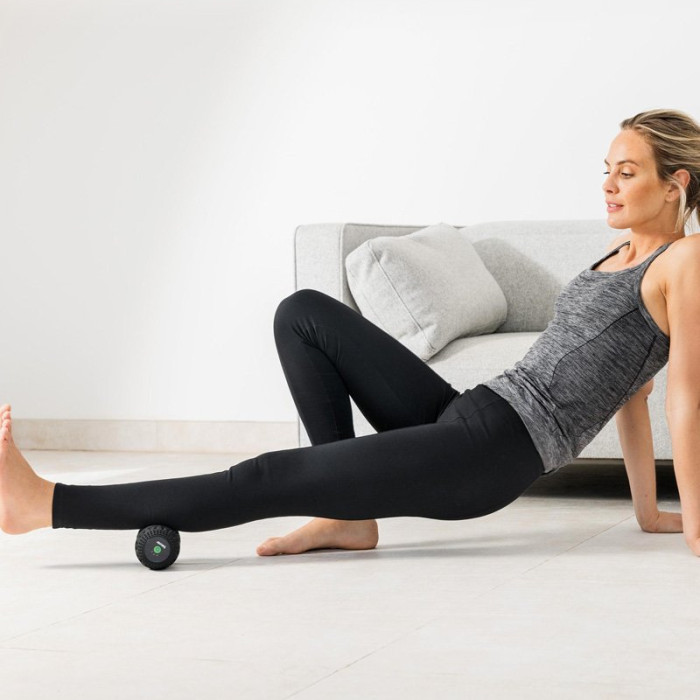 Массажный ролик с вибрацией Beurer MG 35