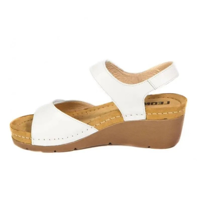 Босоніжки жіночі ортопедичні Leon 1041 білі