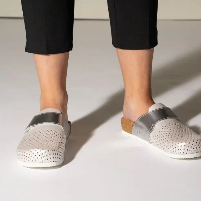 Сабо ортопедические женские Leon 4251 перла-серебро