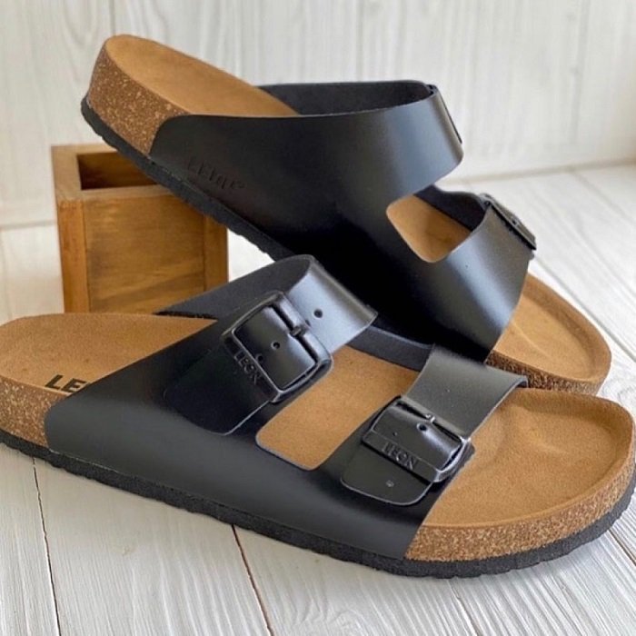 Шльопанці ортопедичні чоловічі Leon 4703 чорні