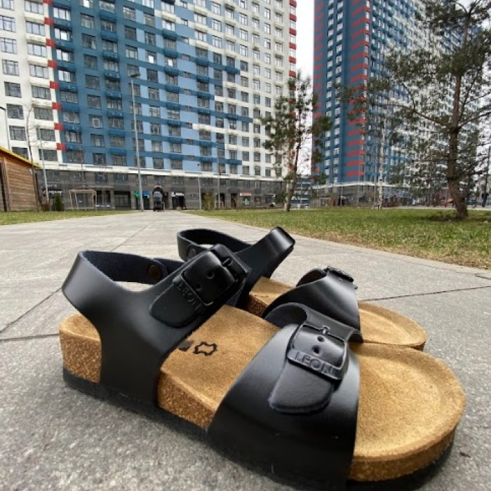 Дитячі босоніжки Leon 4805 чорний