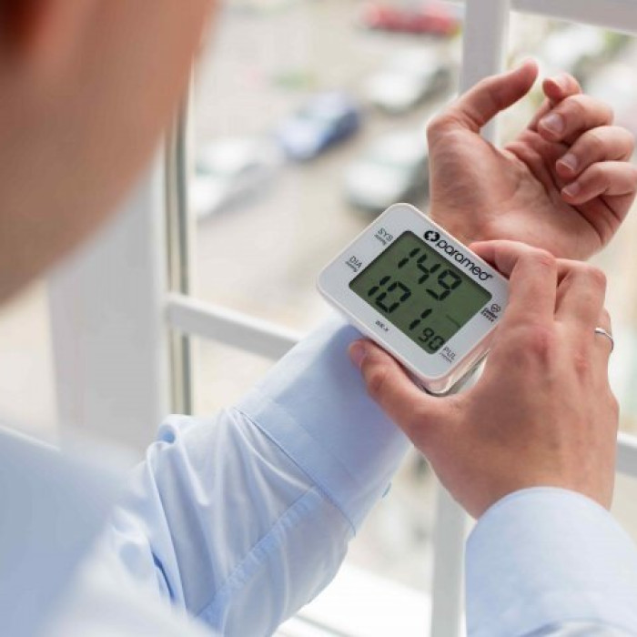 Автоматичний тонометр на зап'ястя Paramed WR-X