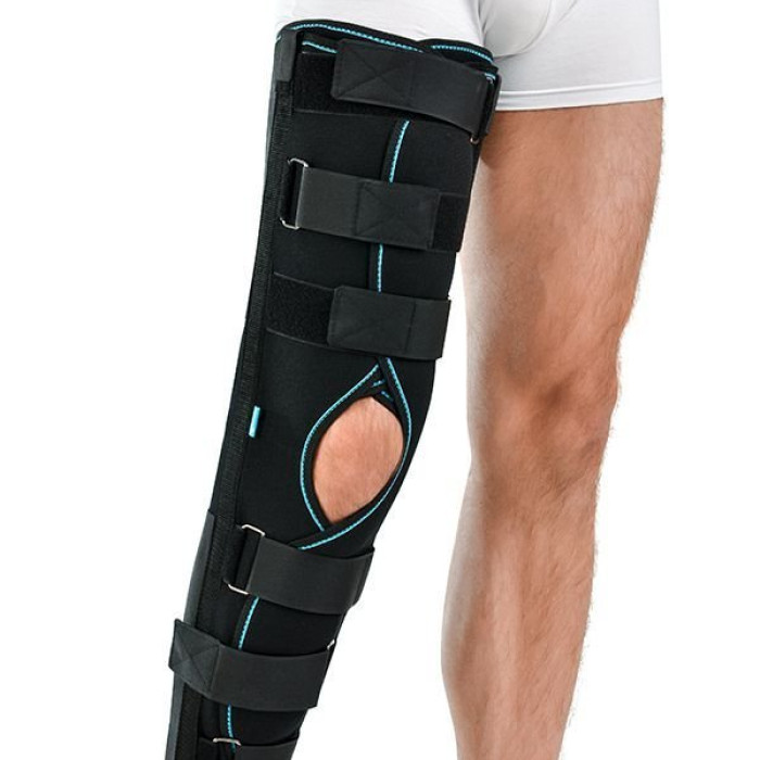 Бандаж (тутор) на коленный сустав Алком 3013