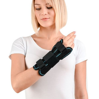 Бандаж (ортез) на лучезапястный сустав (короткий) Алком 3017