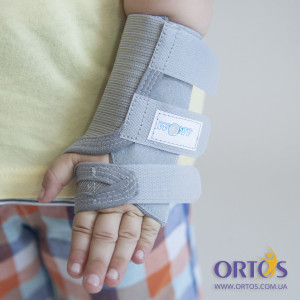 Бандаж на лучезапястный сустав эластичный детский Алком 3007 Kids