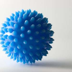 Массажный мячик (диаметр 7 см)