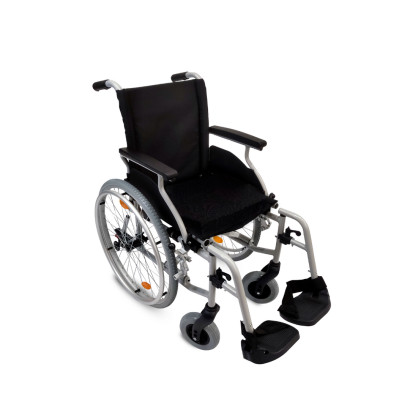 Середньоактивне крісло колісне Doctor Life 8062