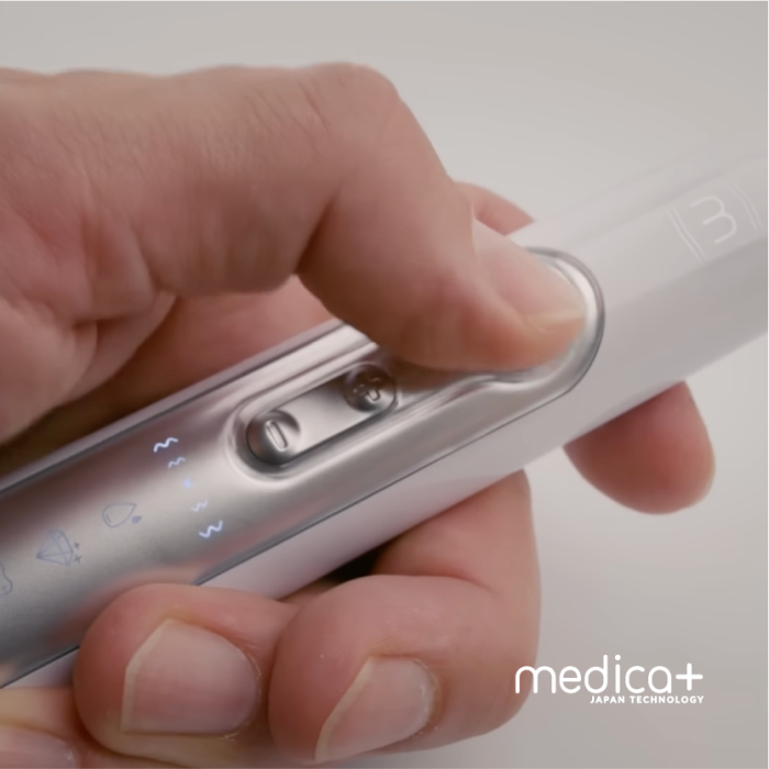 Набір Ультразвукова зубна щітка Medica+ PROBRUSH 9.0 black + Відбілювальна капа для зубів Medica+ WhitePearl 10X Black