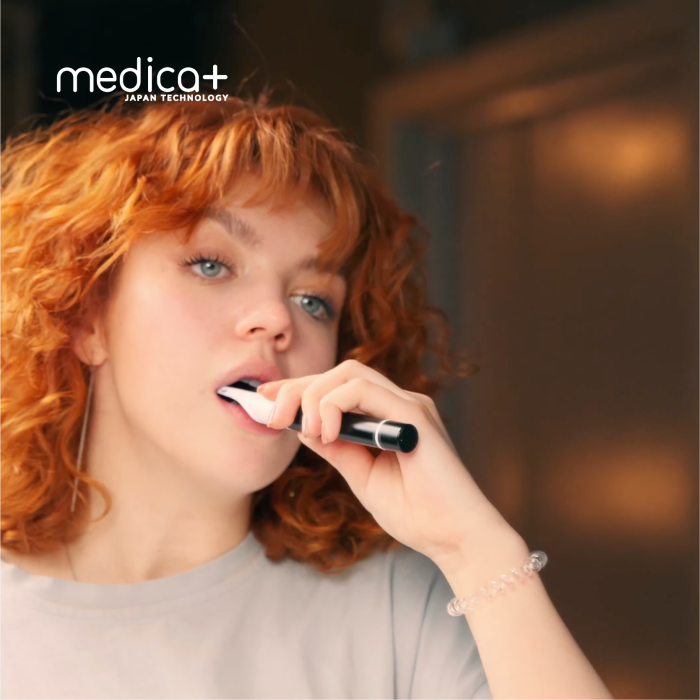 Звукова зубна щітка MEDICA+ ProBrush 7.0 Compact Silver + Насадки (4 шт)
